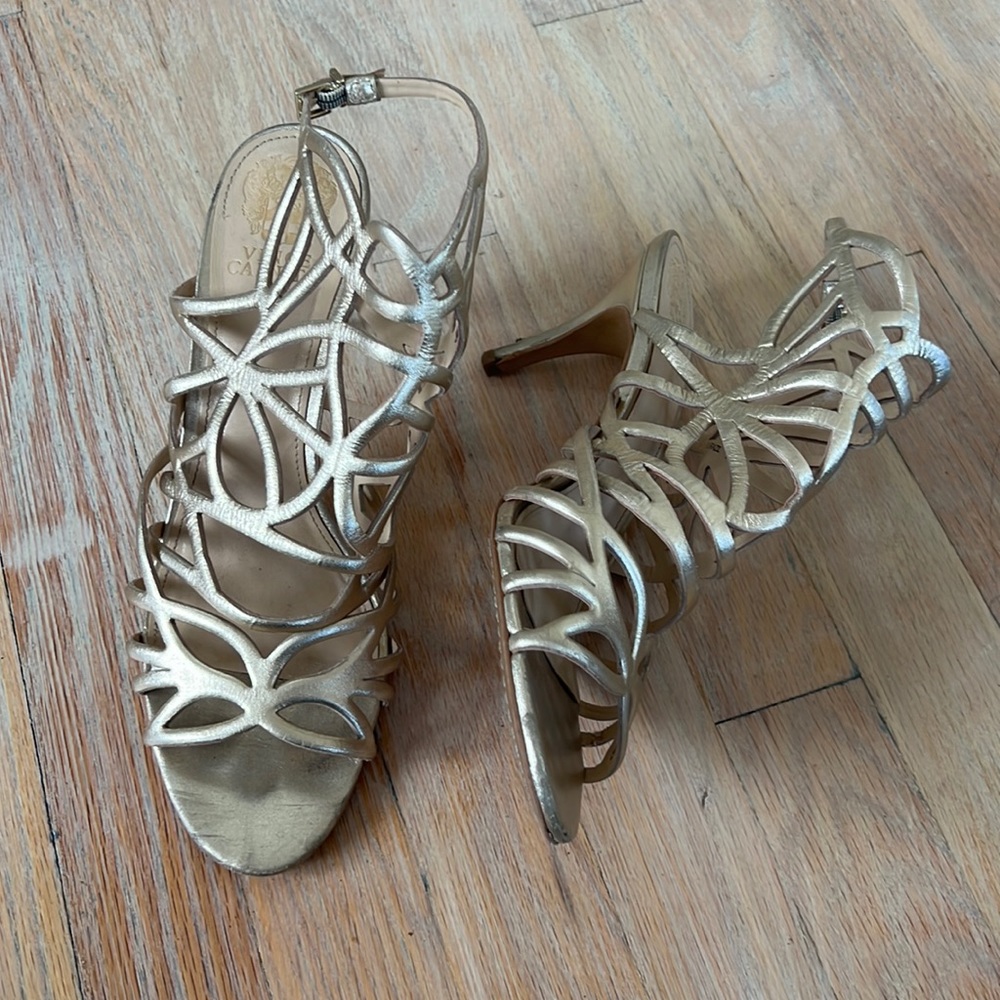 Vince Camuto size 10 Pelena gold Strappy sandals